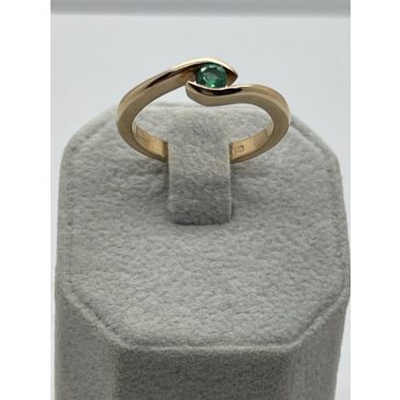 Rozéarany smaragd köves gyűrű