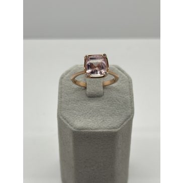 Rozéarany morganit köves gyűrű gyémántokkal
