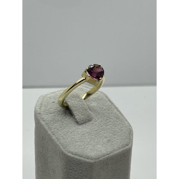 Arany turmalin köves gyűrű