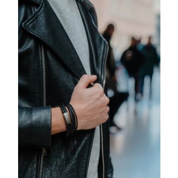 AZE AZ-BL011-A-210 Férfi karkötő