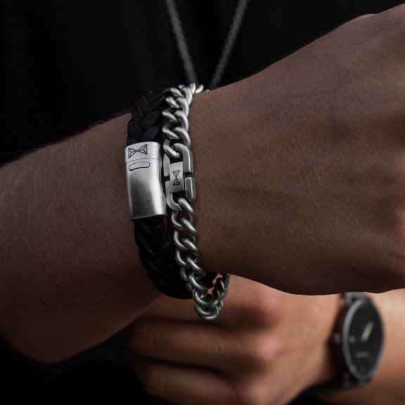 AZE AZ-BM002-A-195 Férfi karkötő