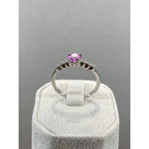 Fehérarany rózsaszín zafír gyűrű gyémántokkal